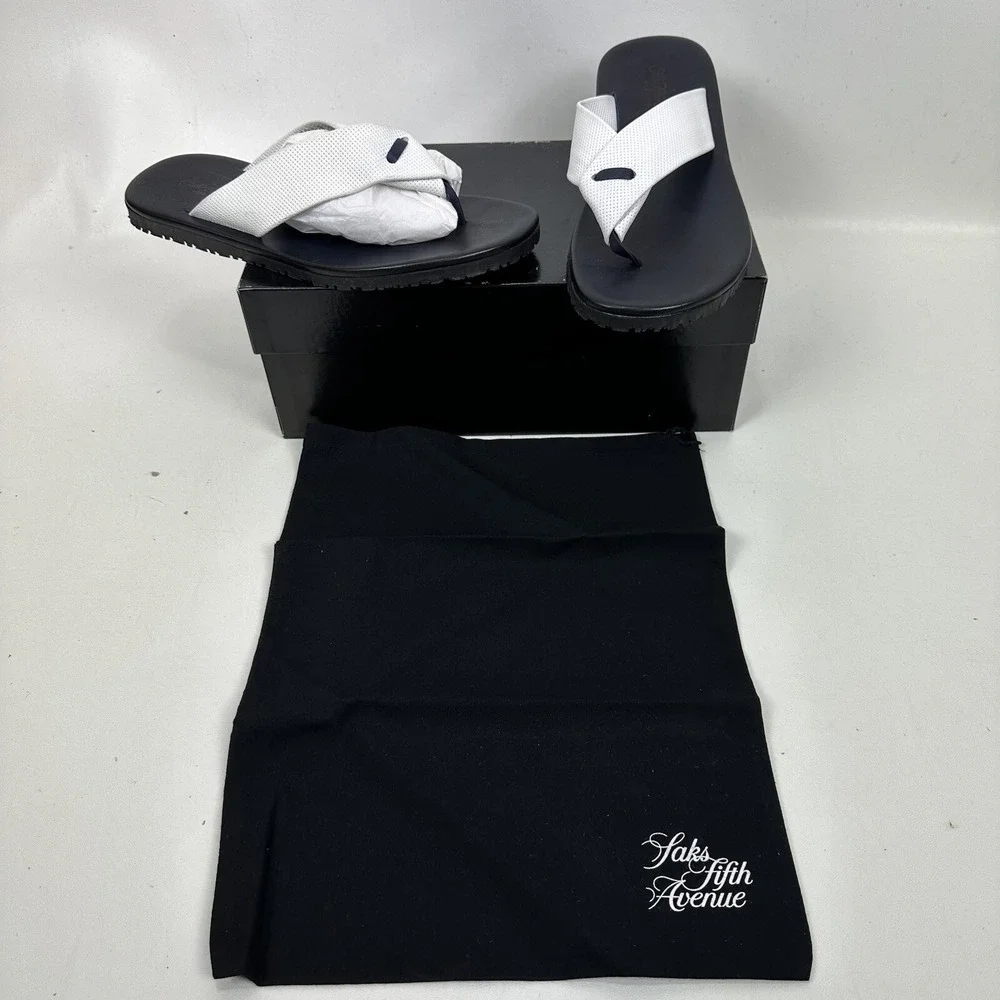 Saks Fifth Avenue thong sandals flip-flops Benson men's size 10 white‎ black